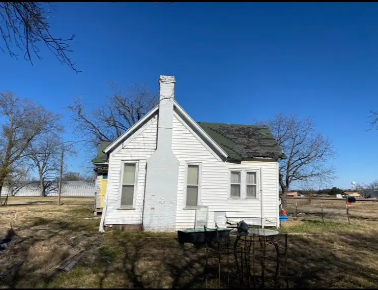 209 N Railroad Street, Groesbeck, TX 76642 - Image #3