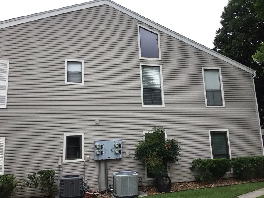 176 April Point Drive N, Conroe, TX 77356 - Image #3