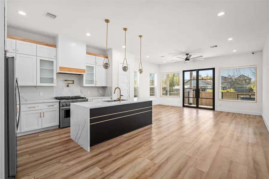 306 E 40th Street #A, Houston, TX 77018 - #3