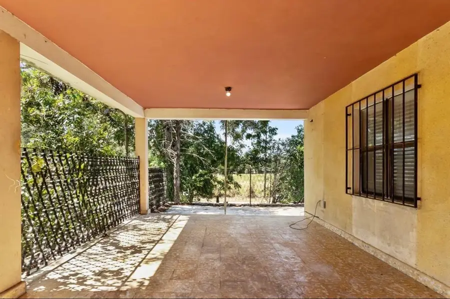 416 S Avenue D A/b, Humble, TX 77338 - #3