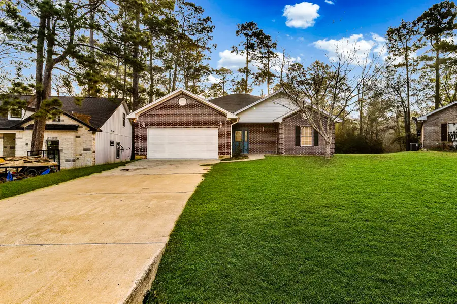 165 Magnolia Bend Lane, Onalaska, TX 77360 - Image #2