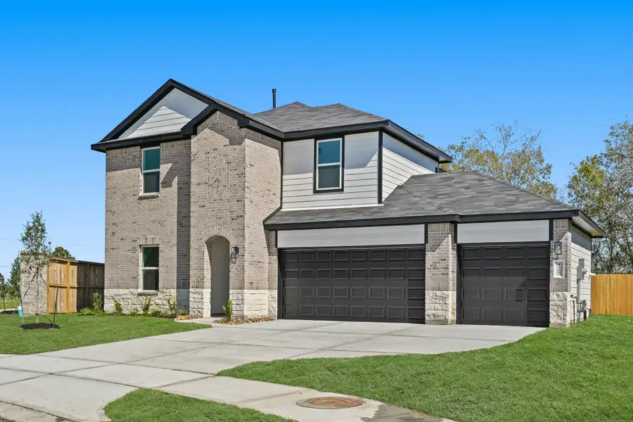 127 Wildflower Lane, Dayton, TX 77535 - Image #2