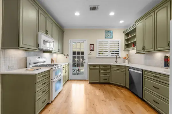 2242 Gemini Street, Houston, TX 77058