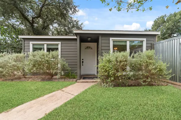 10819 Berry Tree Drive, Houston, TX 77064