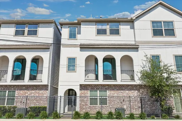 5232 Schuler Street, Houston, TX 77007