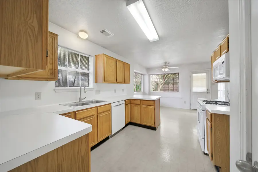 19110 Timber Way Drive, Humble, TX 77346 - Image #3