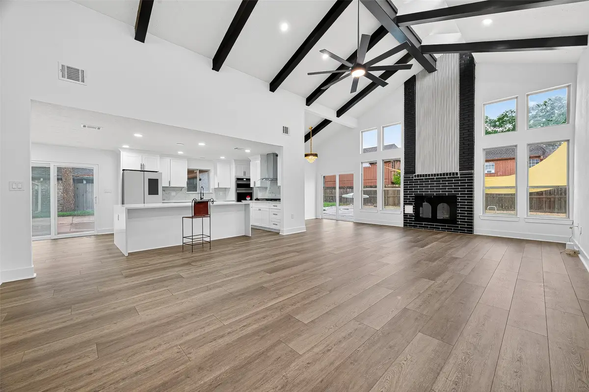 3006 Golden Hills Lane, Missouri City, TX 77459 - Image #1