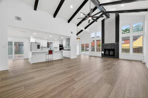 3006 Golden Hills Lane, Missouri City, TX 77459