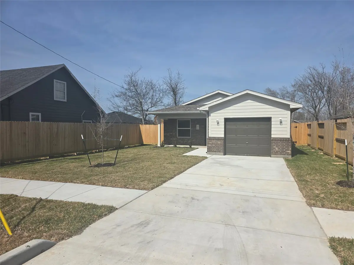 9827 Pelsey Street, Houston, TX 77029 - #1