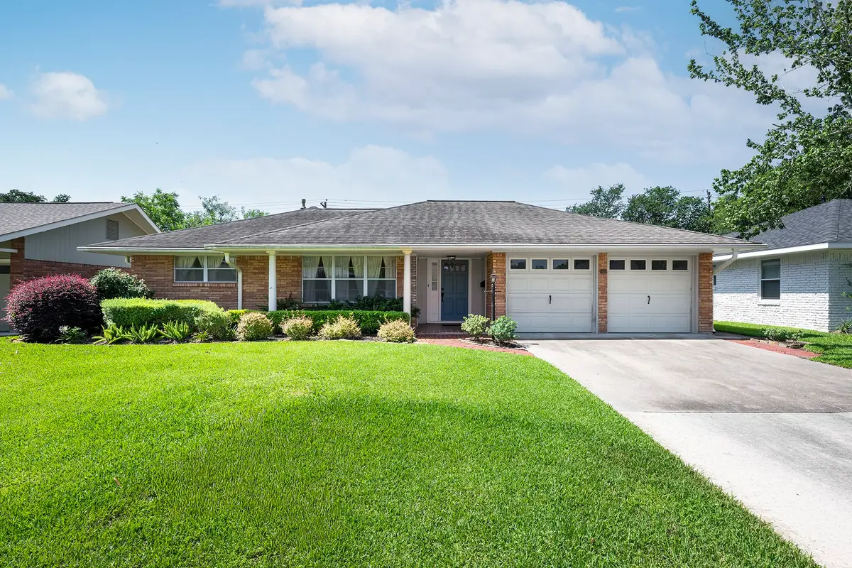 6215 Waltway Drive, Houston, TX 77008 - #1