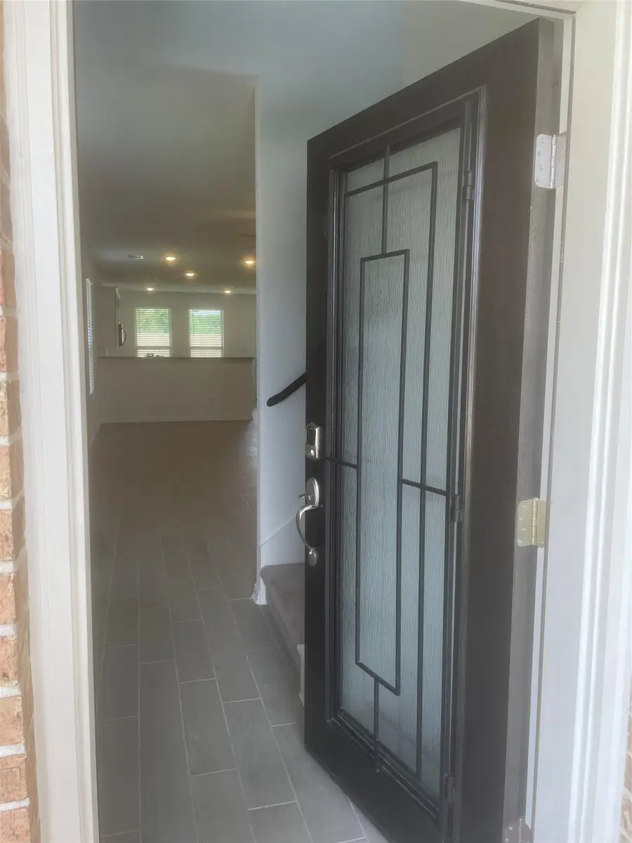 8111 Royal Palm Ct, Fulshear, TX 77441 - #2