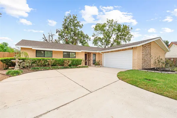 2823 Rockarbor Drive, Houston, TX 77063