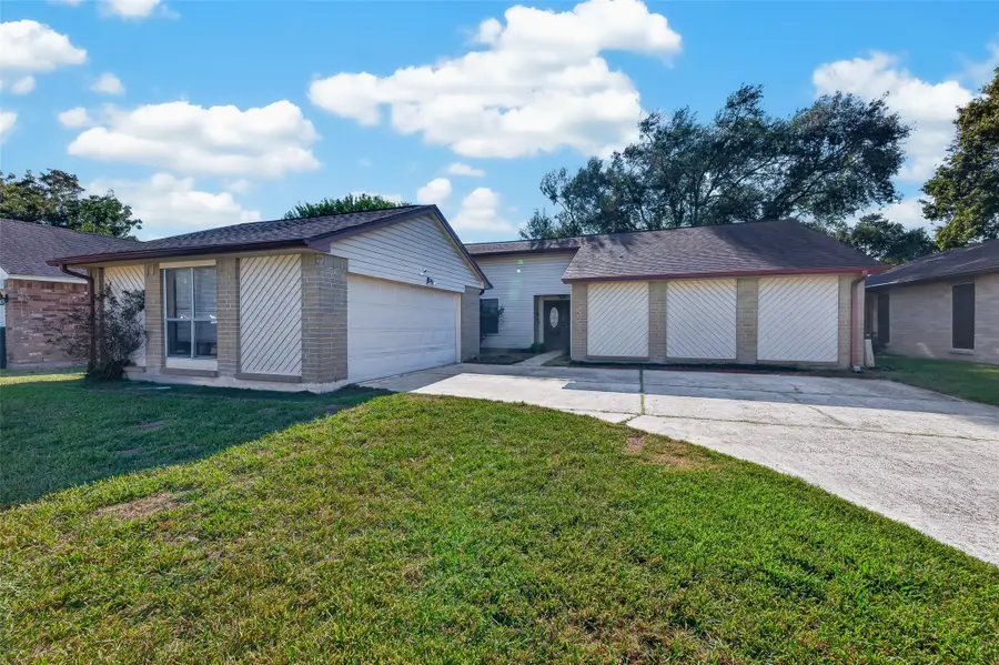 7403 Seminole Street, Baytown, TX 77521 - #2