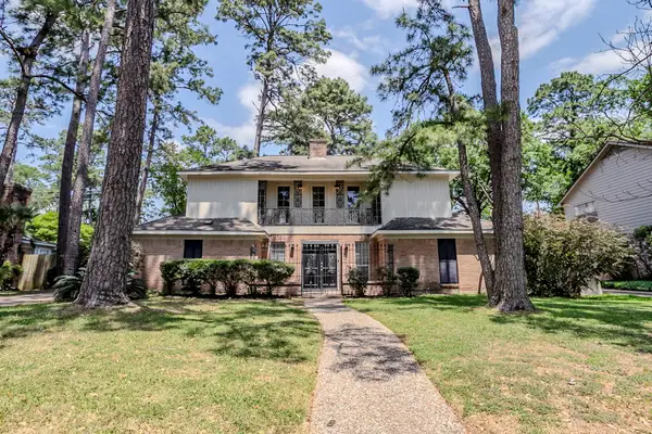 10610 Dunbrook Drive, Houston, TX 77070