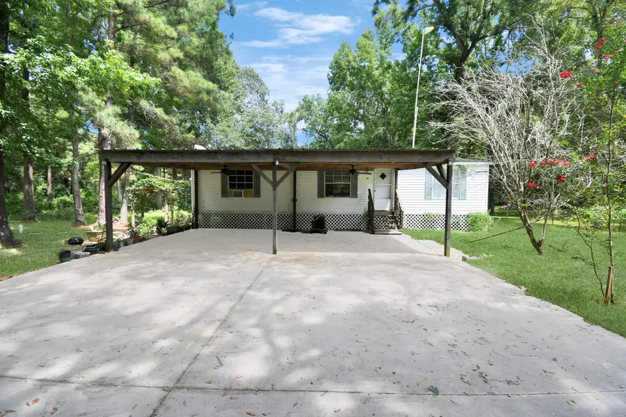 50 Private Road 2055 Road, Hull, TX 77564 - Image #3