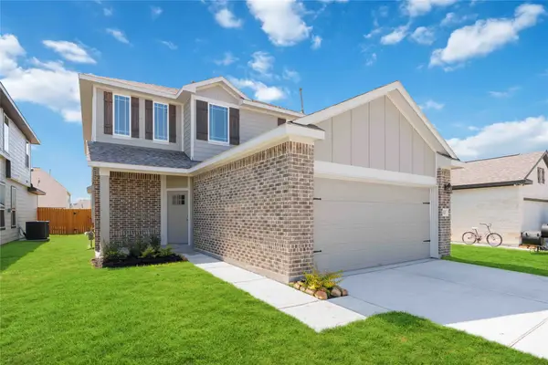 1052 Lilly Lane, Bellville, TX 77418