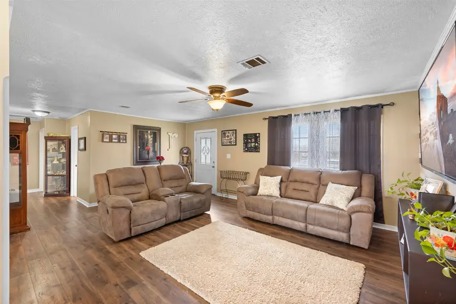 1 Easy Street, Buffalo, TX 75831 - Image #2