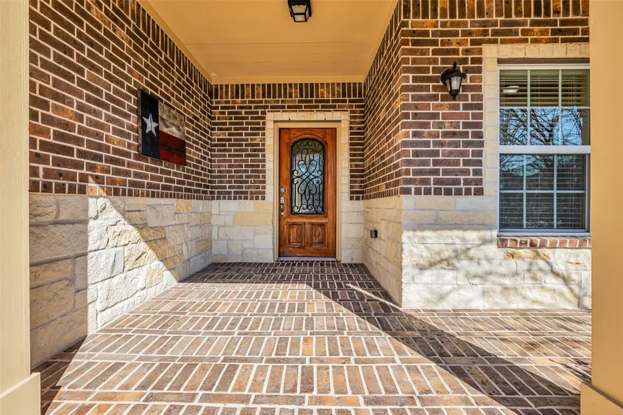 323 Texas Avenue, Arcola, TX 77583 - Image #3