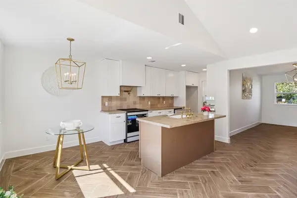 2019 Magnolia Drive, La Marque, TX 77568