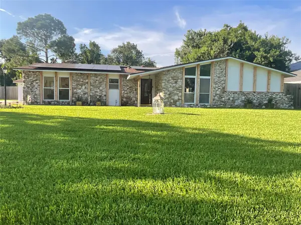 654 N Flamingo Drive, Seabrook, TX 77586