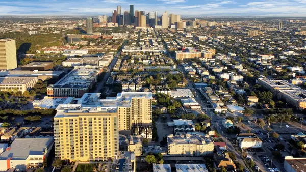 1010 Rosine Street #38, Houston, TX 77019