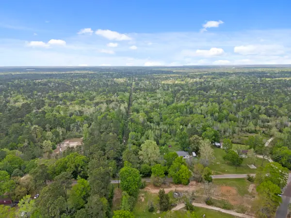 000 Old Texaco Camp Road, Conroe, TX 77302