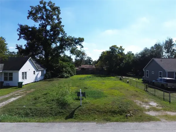 3110 Memel Street, Houston, TX 77026