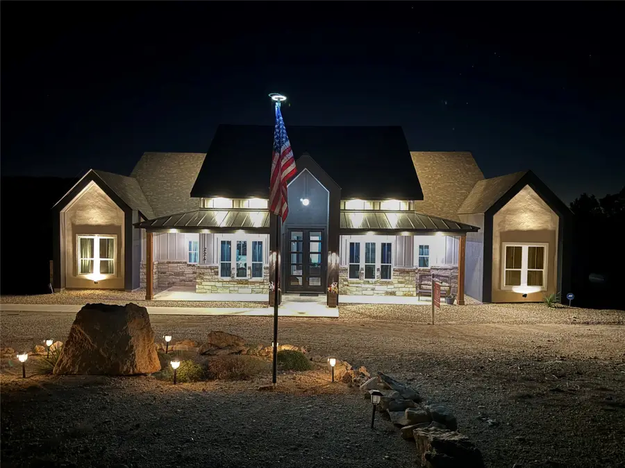 224 Kellog, Fischer, TX 78623 - Image #2