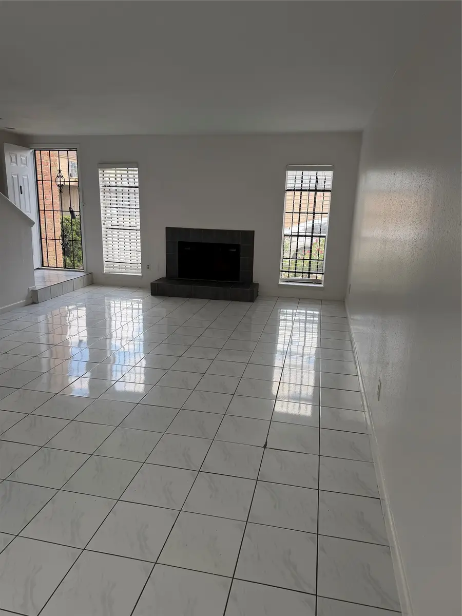 9901 Sharpcrest Street #E6, Houston, TX 77036 - #2
