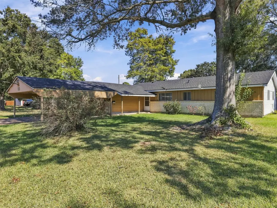 135 Ferndale Lane, Beaumont, TX 77707 - #2