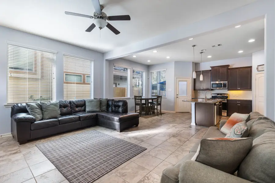 28036 Rocky Heights Drive, Spring, TX 77386 - Image #2