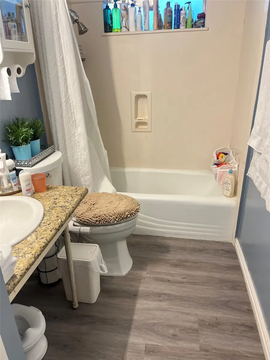 10903 Sela Lane, Houston, TX 77072 - Image #3