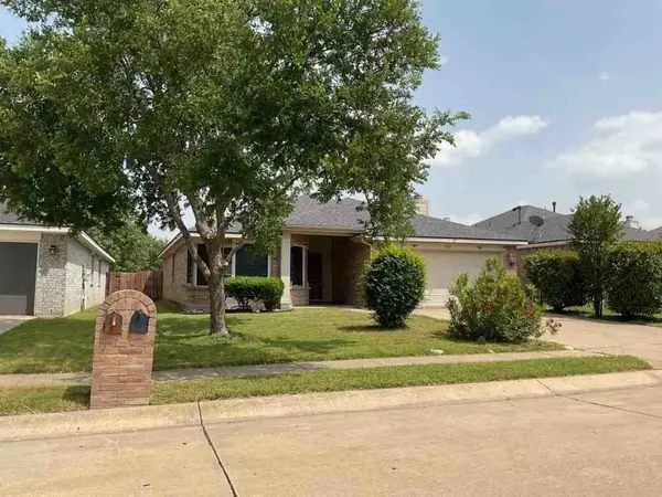 2049 Wildwood Drive, Forney, TX 75126