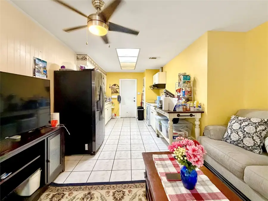 5223 Heathercrest Street, Houston, TX 77045 - #3