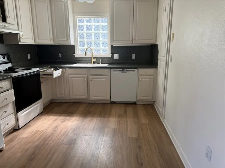16721 Henry Morgan Road, Jamaica Beach, TX 77554 - #3