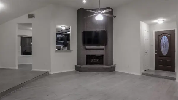 6914 Trail Lake Drive, San Antonio, TX 78244