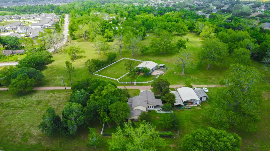 2810 Precinct Line Rd Road, Richmond, TX 77406 - #2