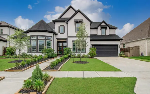 10015 Crescent Wood Drive, Missouri City, TX 77459
