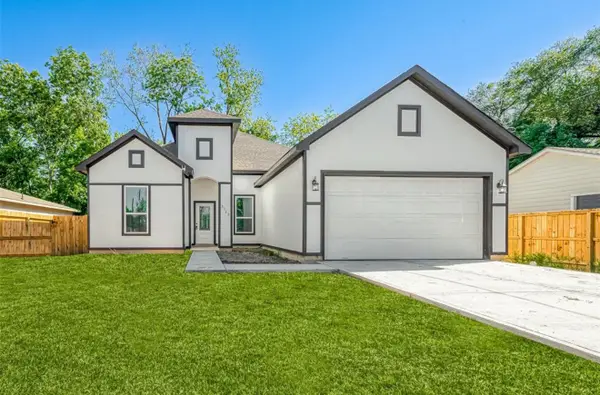 6520 Hoffman Street, Houston, TX 77028