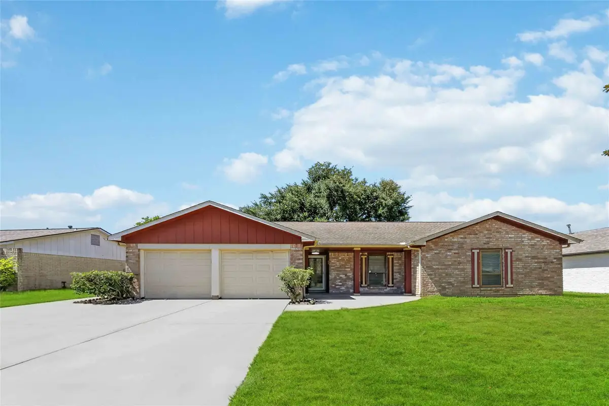 6810 Mccullum Road, Stafford Missouri City, TX 77489 - #1