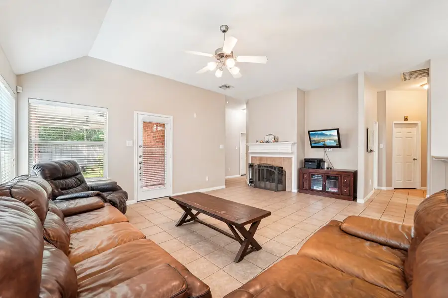 7018 E Arbor Rose Lane, Spring, TX 77379 - Image #2