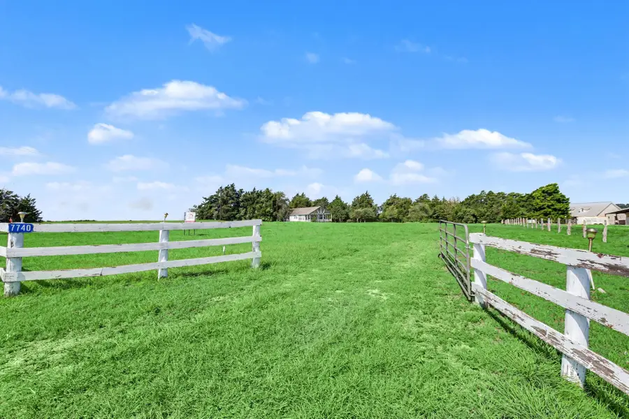 7740 N Us Highway 77, Schulenburg, TX 78956 - #3