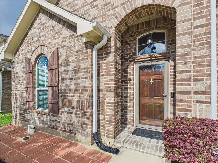 401 W Bend Drive, League City, TX 77573 - #2