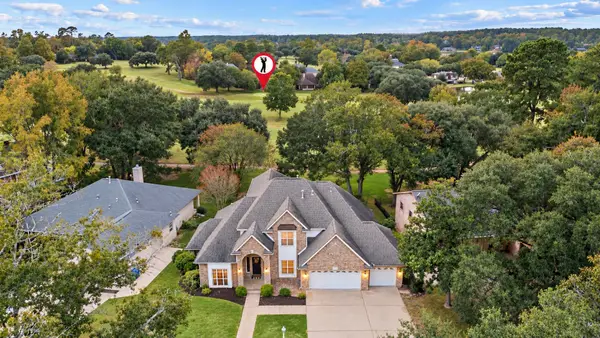 1312 Green Briar Drive, Huntsville, TX 77340