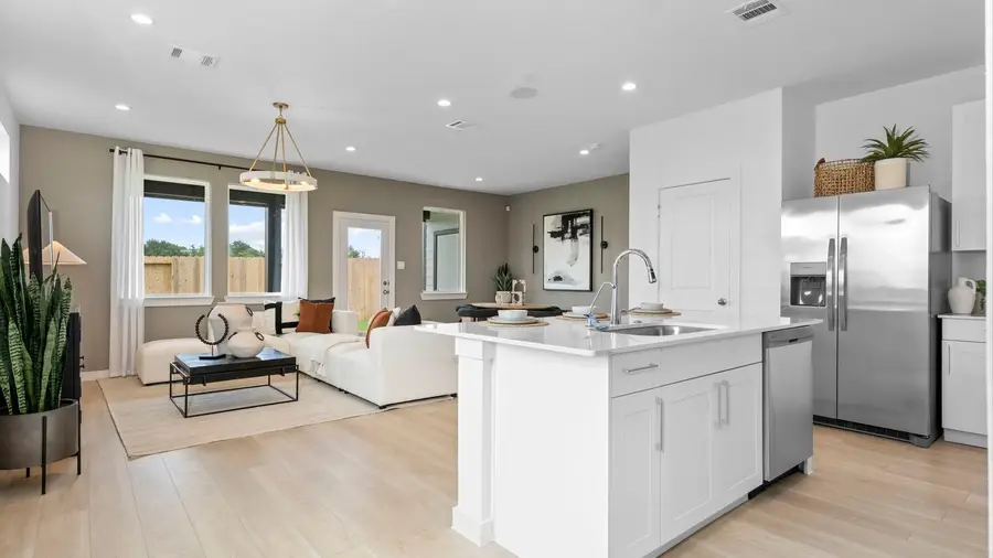 1918 Olivos St, Missouri City, TX 77459 - Image #2