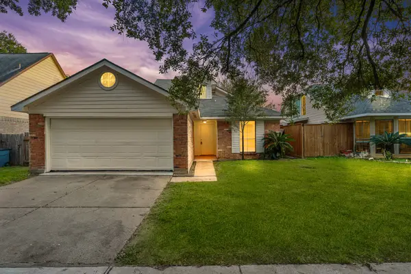 13527 Avonshire Drive, Houston, TX 77083