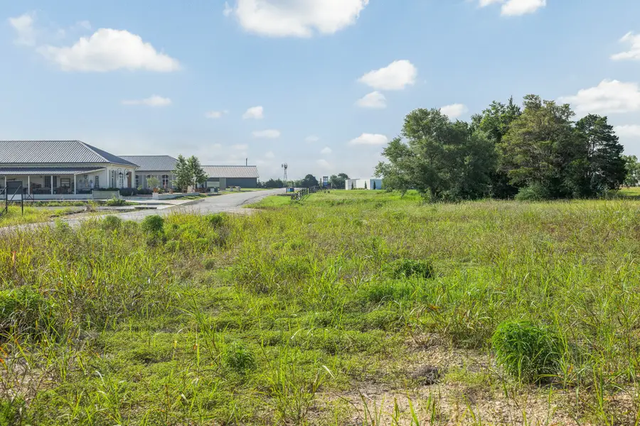 109 Compound Lane, Round Top, TX 78954 - #3