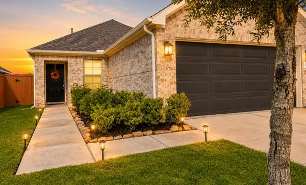 8214 Royal Breeze Drive, Cypress, TX 77433