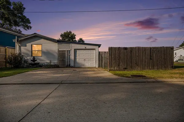 3110 Bay Oaks Harbor Drive, Baytown, TX 77523