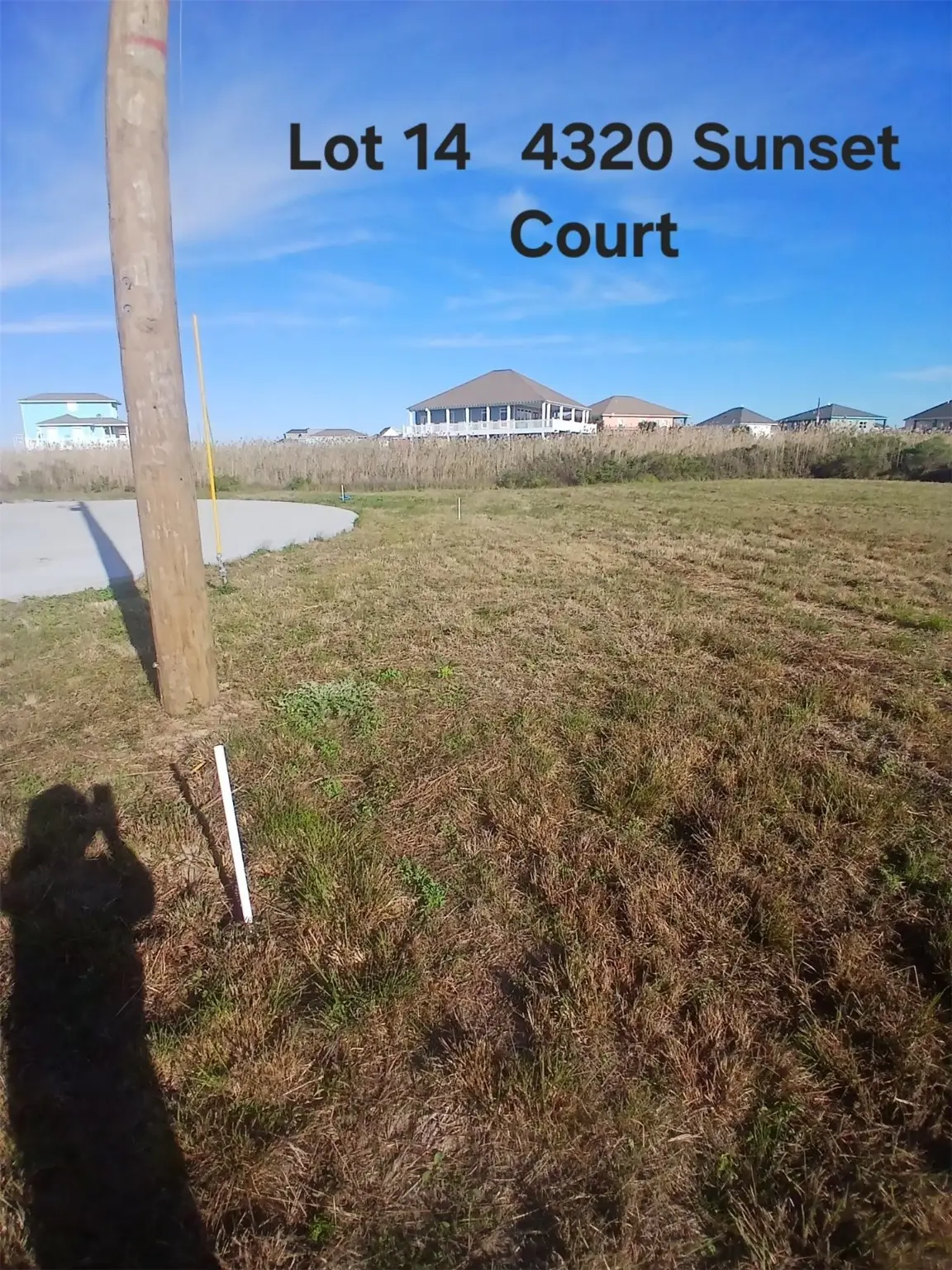 4320 Sunset Ct, Port Bolivar, TX 77650 - #1